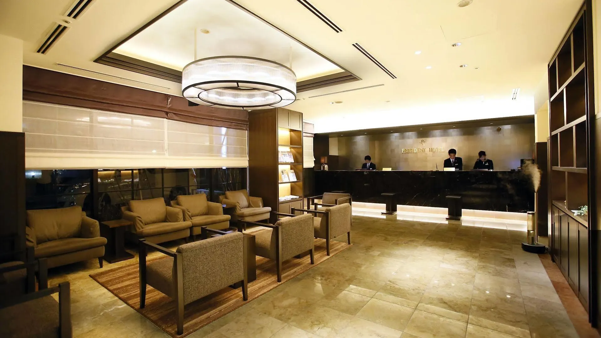 プレジデントホテル博多 福岡市 3*,  日本