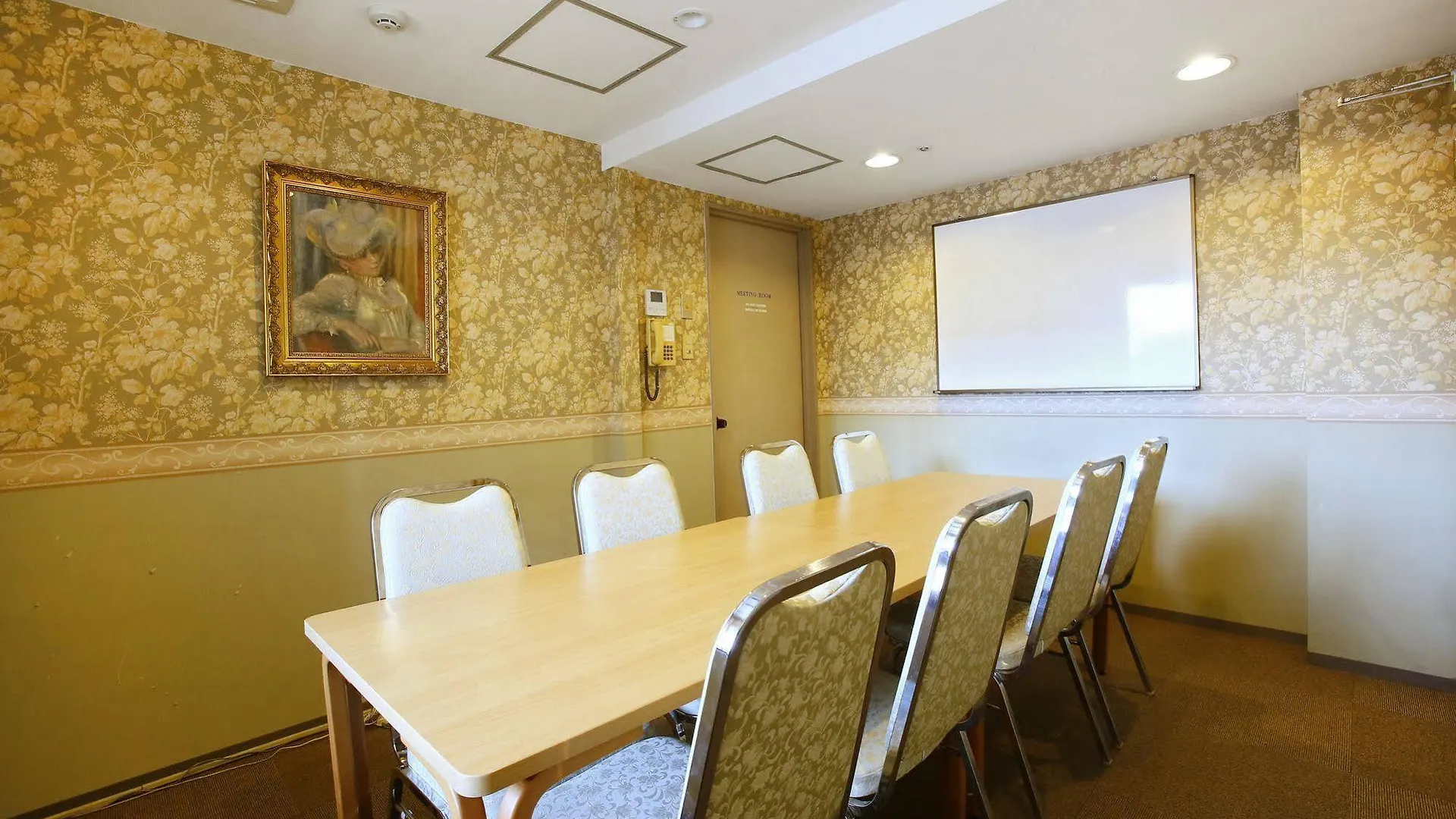פוקואוקה President Hotel Hakata 3*,